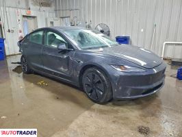 Tesla Model 3 2025
