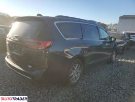 Chrysler Pacifica 2022 3