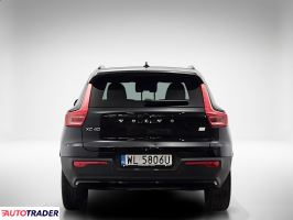 Volvo XC40 2022 1.5 262 KM