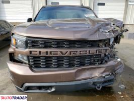 Chevrolet Silverado 2019 4