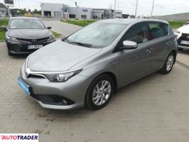 Toyota Auris 2016 1.8 135 KM Toyota Auris 2016 1.8 135 KM