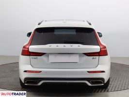Volvo V60 2020 2.0 194 KM