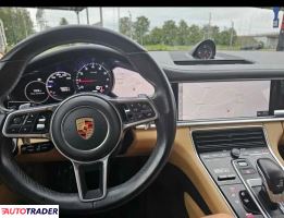 Porsche Panamera 2017 3.0 330 KM