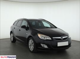 Opel Astra 2011 1.6 177 KM