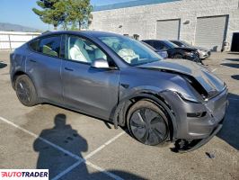 Tesla Model Y 2026