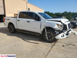 Nissan Titan 2019 5