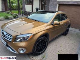 Mercedes GLA 2017 2 211 KM Mercedes GLA 2017 2 211 KM
