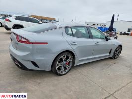 Kia Stinger 2020 3