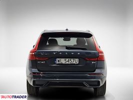 Volvo XC60 2023 2.0 197 KM