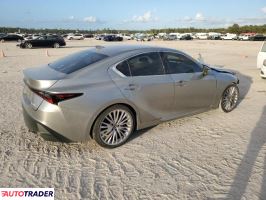 Lexus IS 2023 2