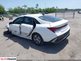 Hyundai Elantra 2025 2