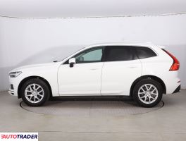 Volvo XC60 2021 2.0 194 KM
