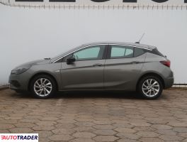 Opel Astra 2021 1.2 143 KM