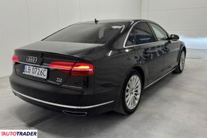 Audi A8 2015 3.0 262 KM