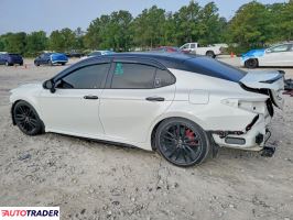 Toyota Camry 2021 3