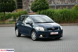 Toyota Auris 2007 2.0 126 KM