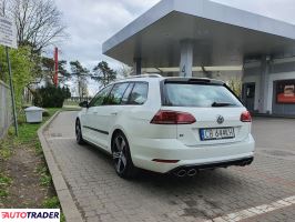 Volkswagen Golf 2019 2 300 KM