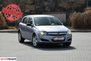 Opel Astra 2010 1.4 90 KM