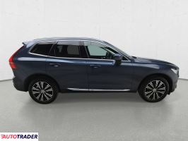 Volvo XC60 2022 2.0 197 KM