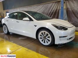 Tesla Model 3 2022