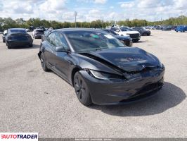 Tesla Model 3 2025