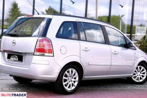 Opel Zafira 2005 1.6 105 KM