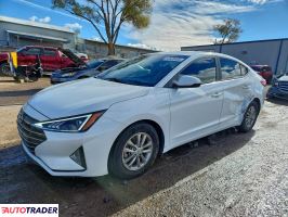 Hyundai Elantra - zobacz ofertę