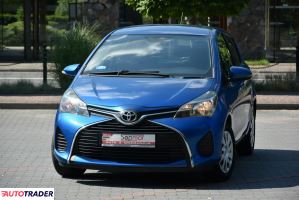 Toyota Yaris 2015 1.3 99 KM