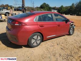Hyundai IONIQ Hybrid 2020 1