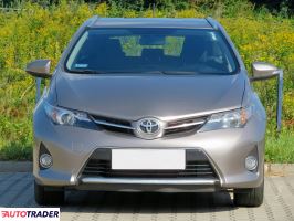 Toyota Auris 2014 1.6 130 KM Toyota Auris 2014 1.6 130 KM