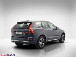 Volvo XC60 2023 2.0 197 KM