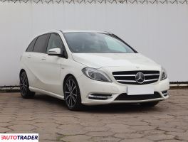 Mercedes B-klasa 2011 1.8 107 KM