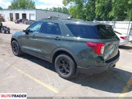 Ford Explorer 2022 2
