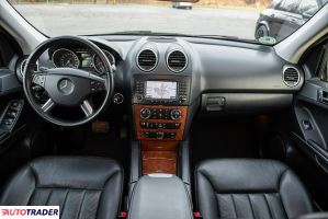 Mercedes M-klasa 2006 3.0 224 KM