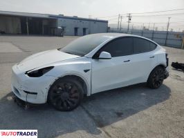 Tesla Model Y 2022 Tesla Model Y 2022