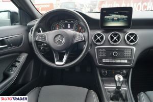 Mercedes A-klasa 2017 1.6 122 KM