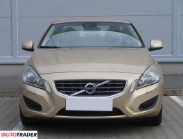 Volvo S60 2011 2.0 160 KM