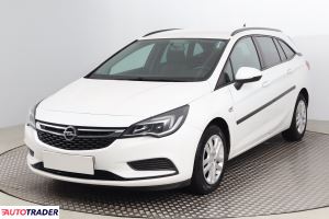 Opel Astra 2017 1.6 93 KM