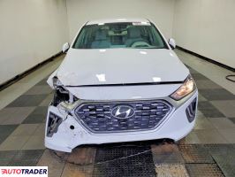 Hyundai IONIQ Hybrid 2020 1