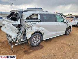 Toyota Sienna 2026 2