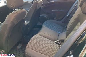 Opel Astra 2019 1.6 110 KM