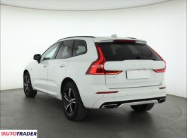 Volvo XC60 2019 2.0 187 KM
