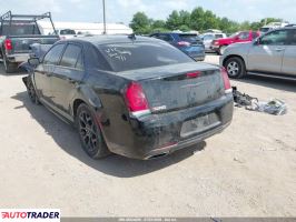 Chrysler 300C 2022 3