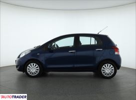 Toyota Yaris 2010 1.3 99 KM