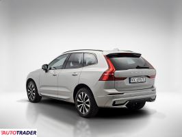 Volvo XC60 2022 2.0 197 KM