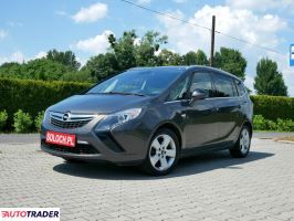 Opel Zafira 2016 1.6 120 KM