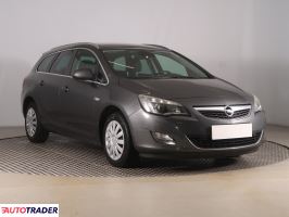 Opel Astra 2011 1.4 118 KM