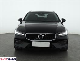 Volvo V60 2020 2.0 147 KM