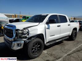 Toyota Tundra - zobacz ofertę