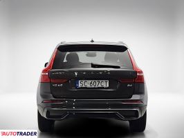 Volvo XC60 2023 2.0 197 KM